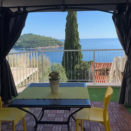 Apartment Leoni *