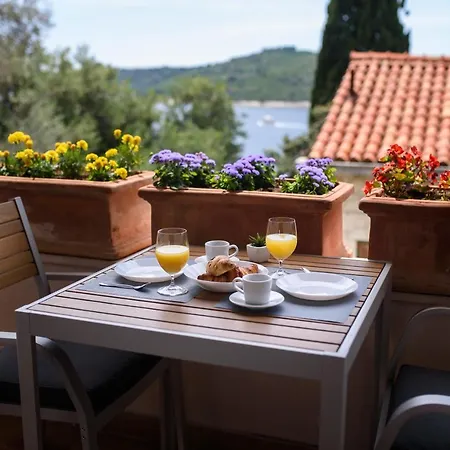 Leoni Dubrovnik