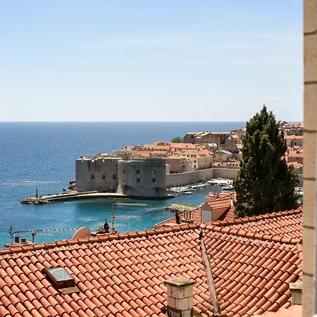 Leoni * Dubrovnik