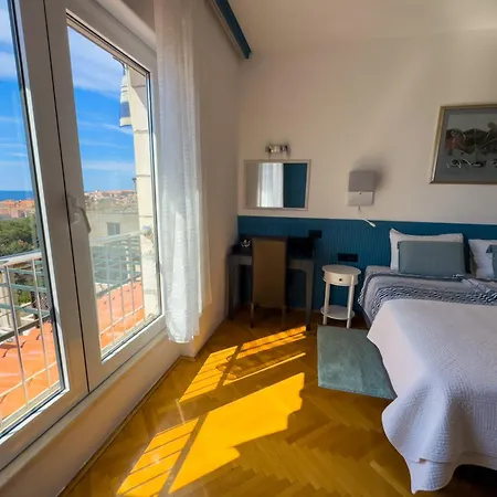 Leoni Daire Dubrovnik