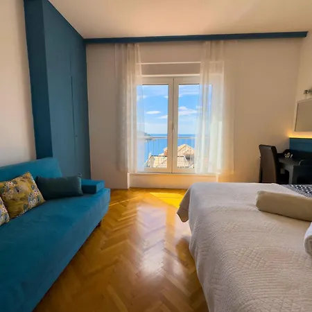 Apartment Leoni *