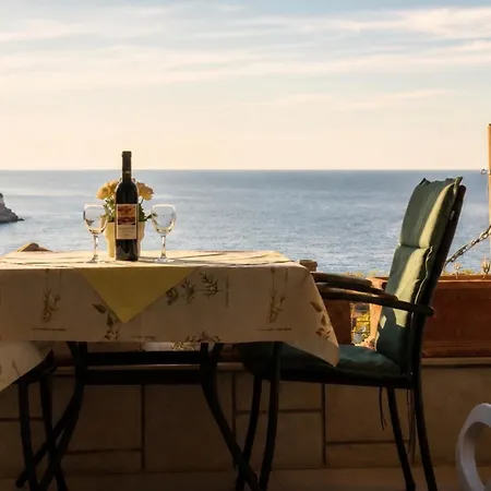 Leoni * Dubrovnik