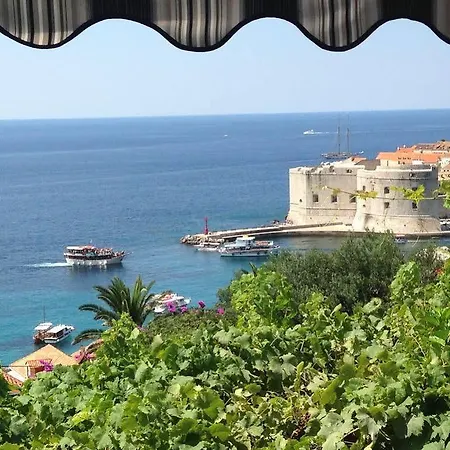 Leoni * Dubrovnik